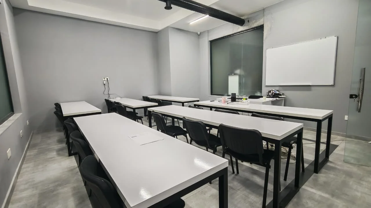 Аренда 17-комнатная Офис 560 m² Nəsimi р-н 28 May м. – şəkil 7