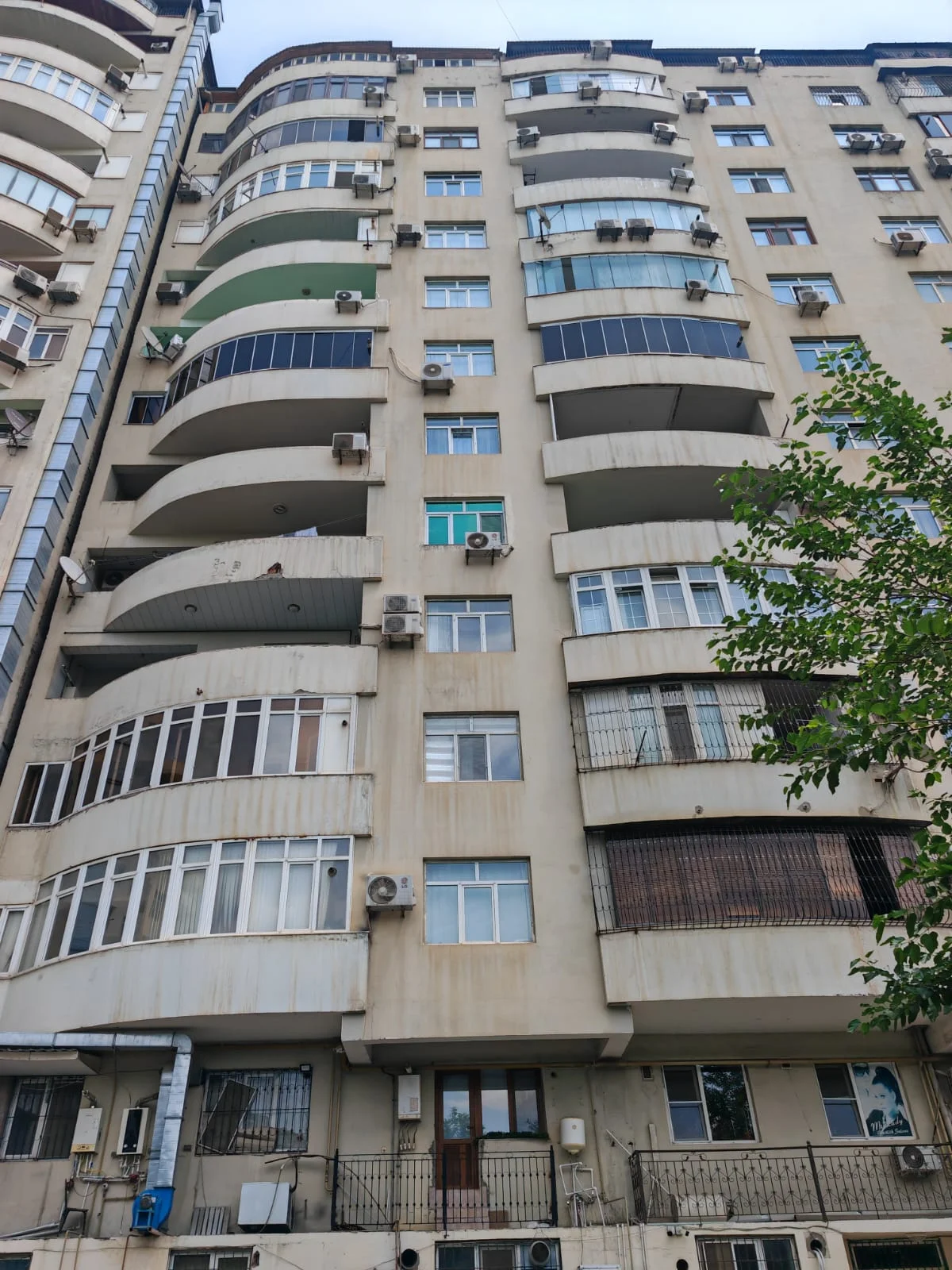 Satılır 3 otaqlı Mənzil 158 m² Nərimanov r.