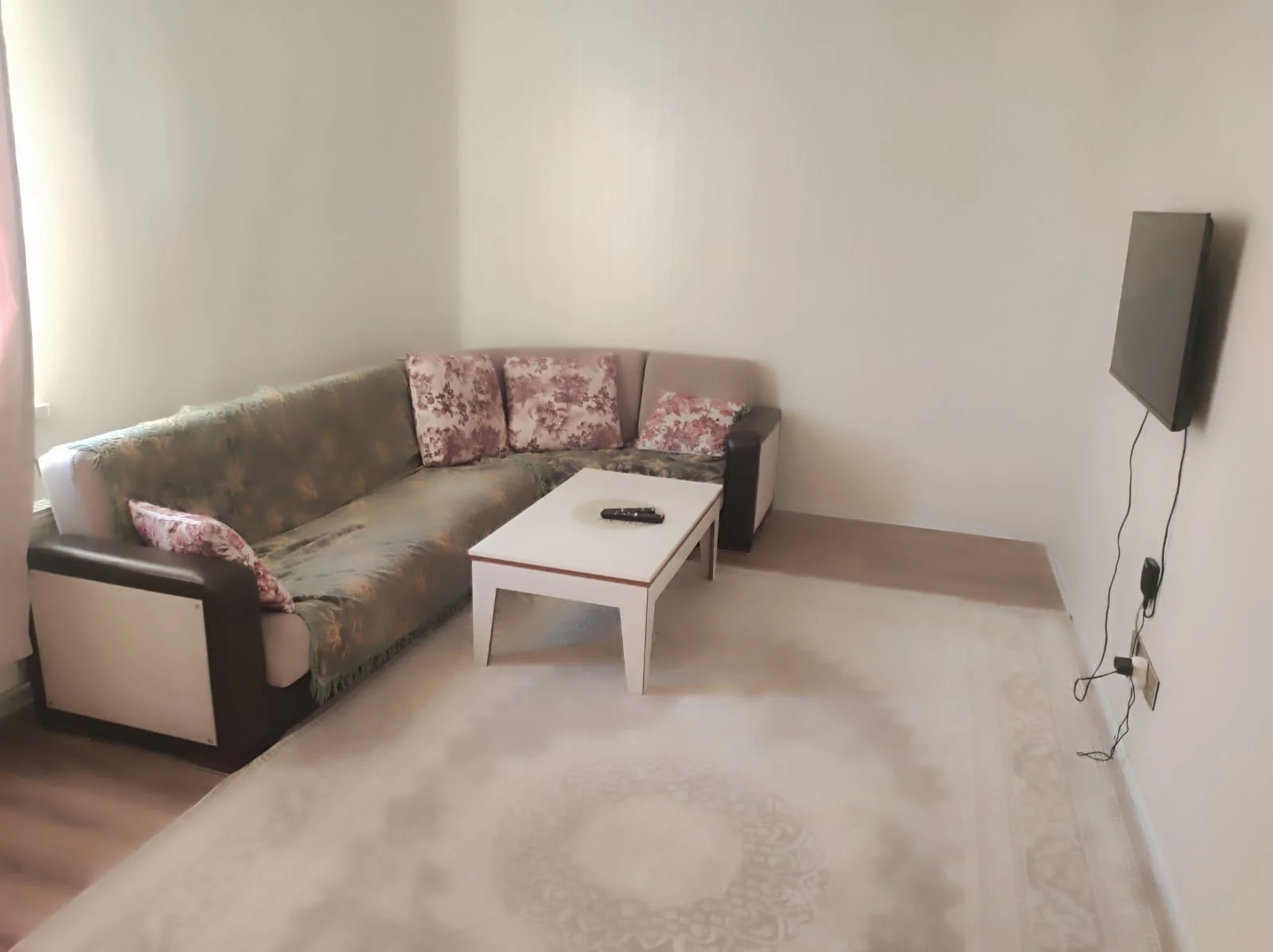 Kirayə 3 otaqlı Mənzil 80 m² Yasamal r. İnşaatçılar m. – şəkil 3