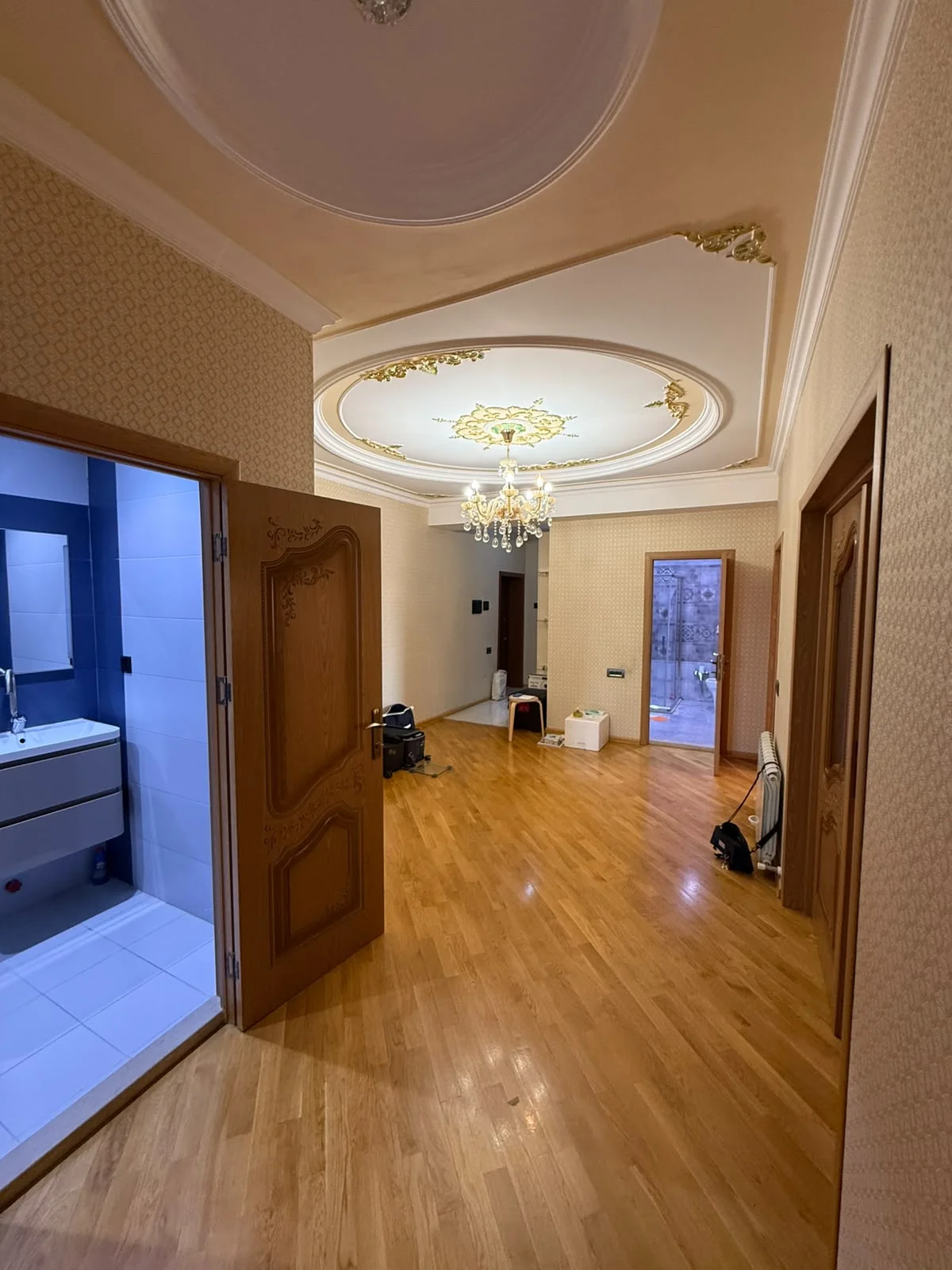 Kirayə 4 otaqlı Mənzil 155 m² Səbail r.