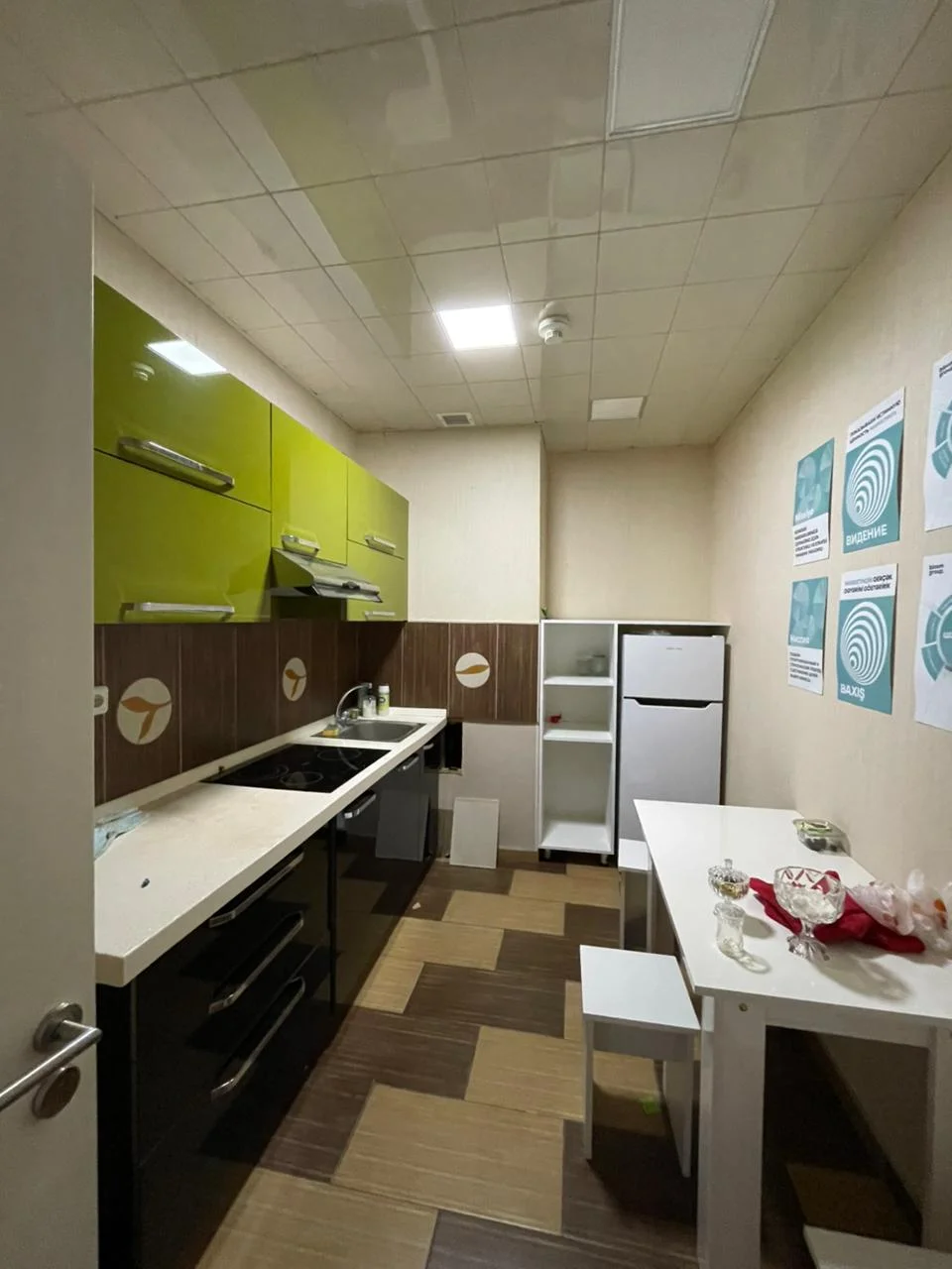 Kirayə 4 otaqlı Ofis 150 m² Xətai r. – şəkil 10