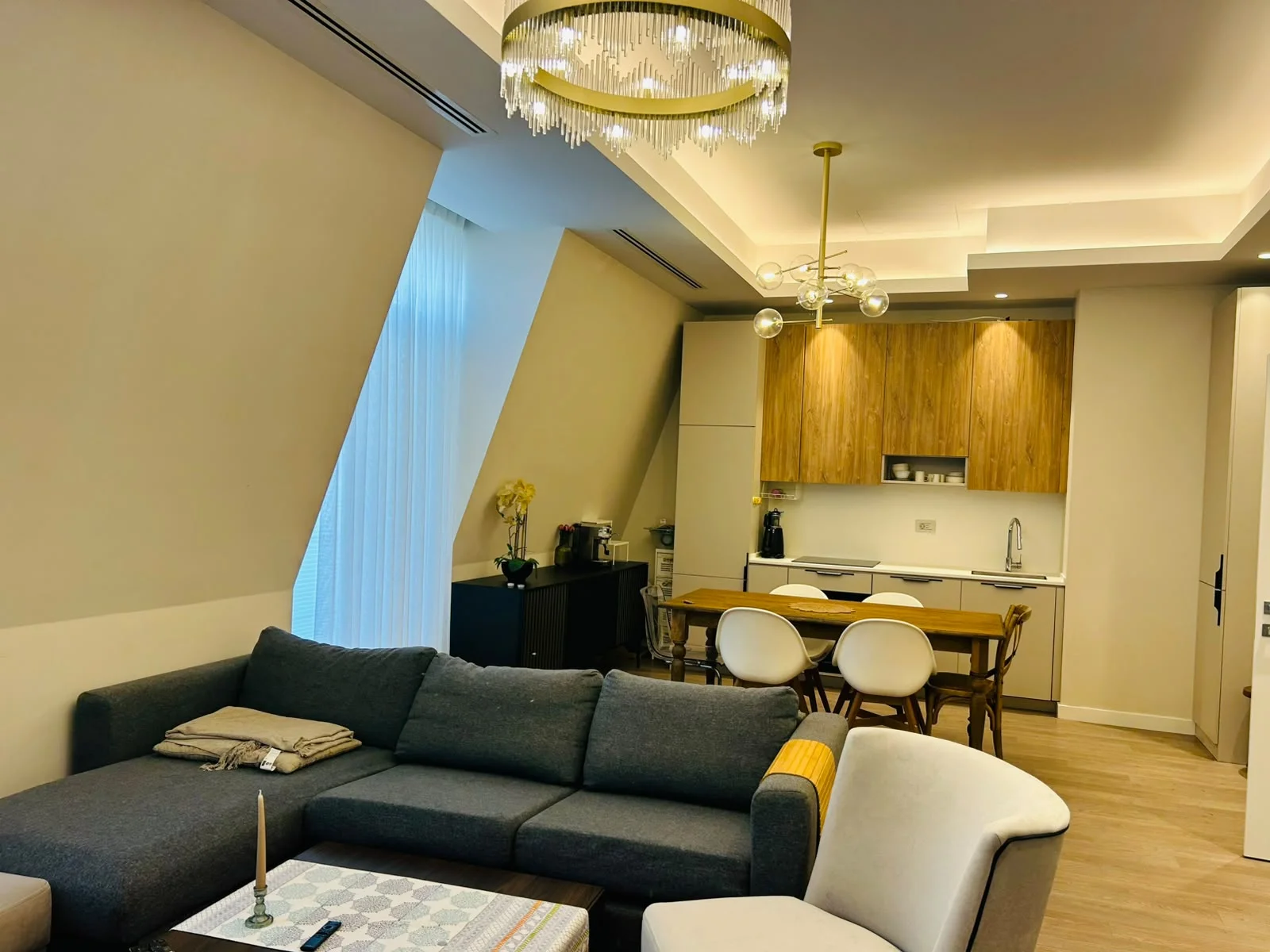 Kirayə 2 otaqlı Mənzil 70 m² Xətai r. Ağ şəhər q. – şəkil 10
