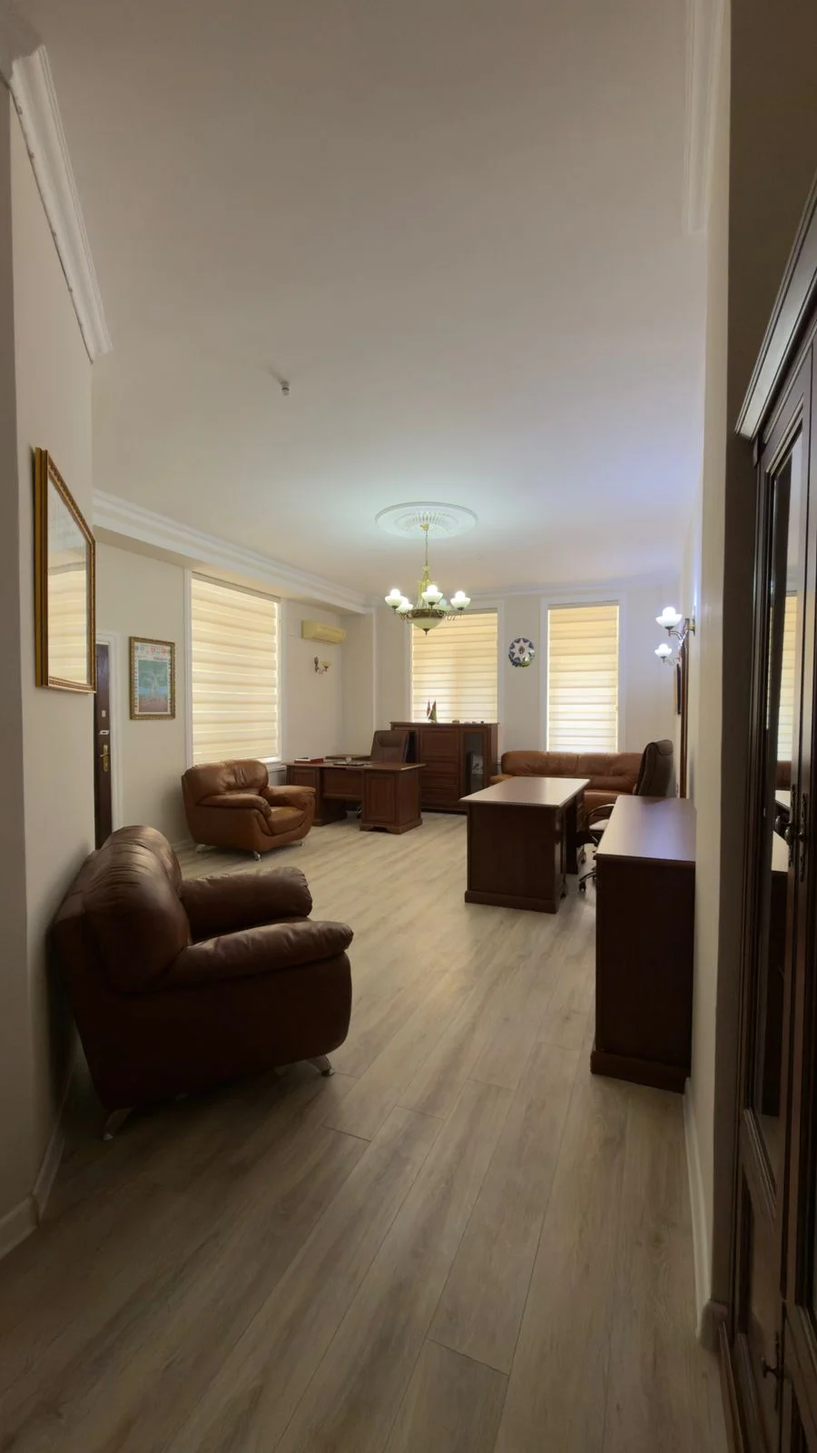 Kiralık 3 odalı Ofis 90 m² Yasamal ilçesi Nizami metro – şəkil 1