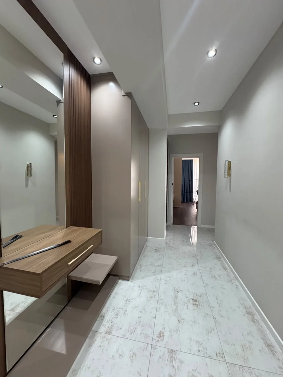 Kirayə 3 otaqlı Mənzil 110 m² Nərimanov r.