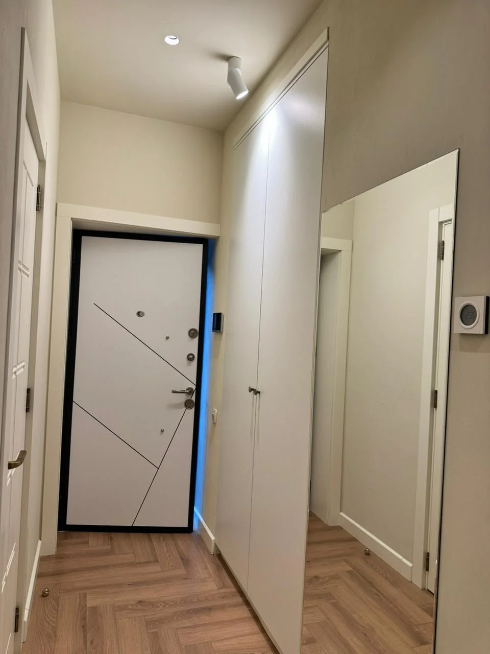 Kirayə 2 otaqlı Mənzil 70 m² Xətai r.