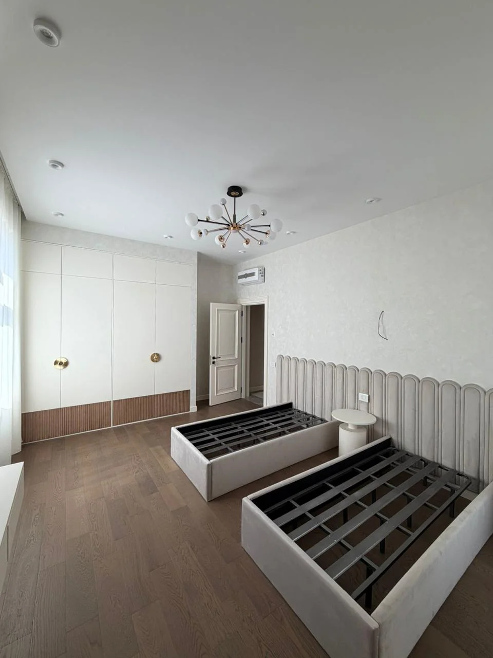 Kirayə 3 otaqlı Mənzil 170 m² Yasamal r.