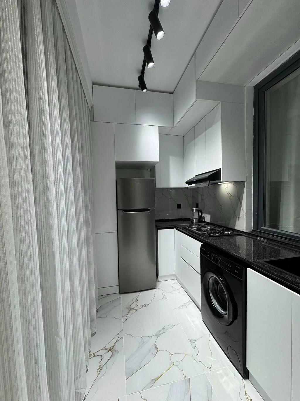 Kirayə 2 otaqlı Mənzil 70 m² Nərimanov r.