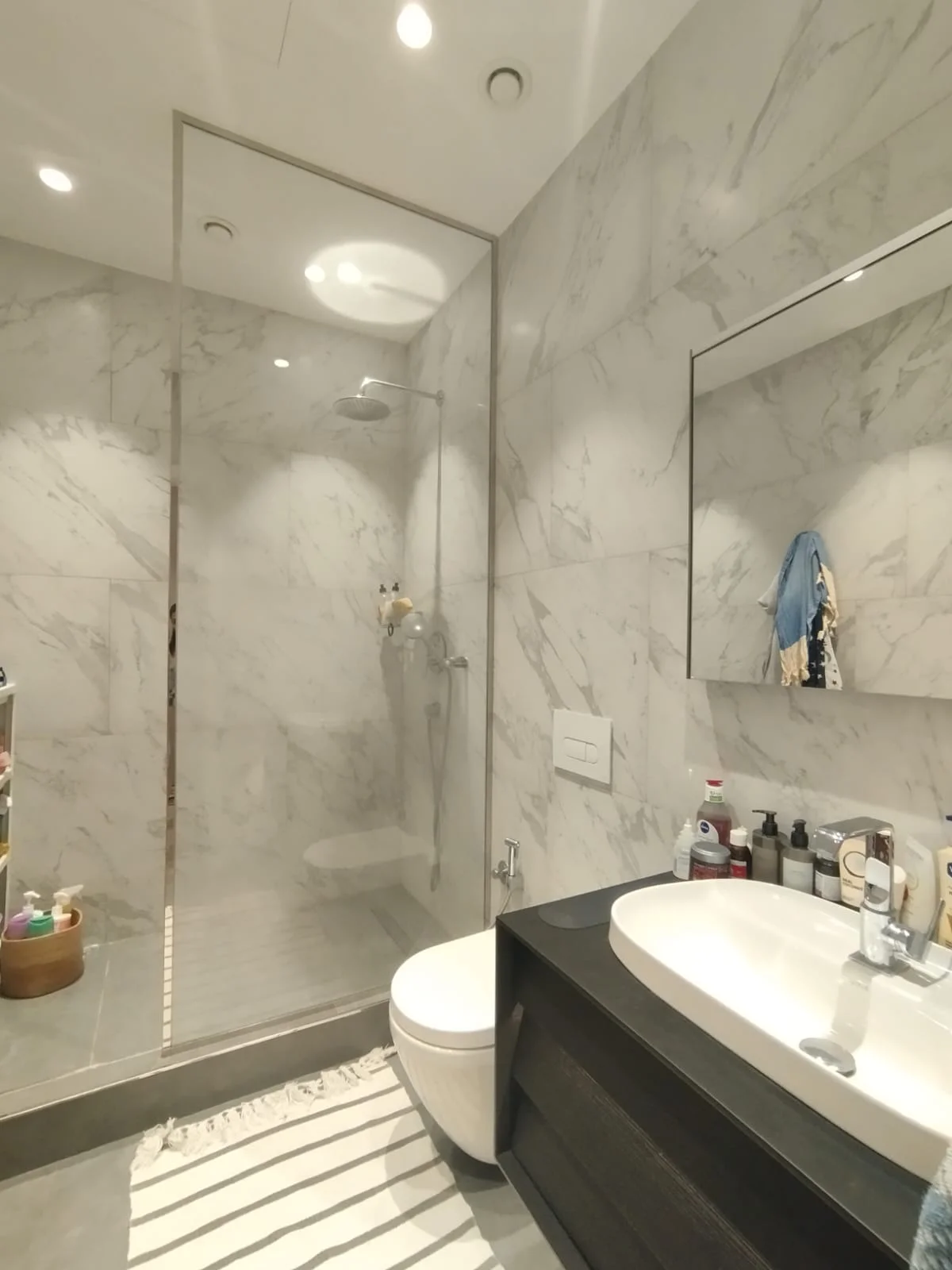Kirayə 2 otaqlı Mənzil 70 m² Xətai r.