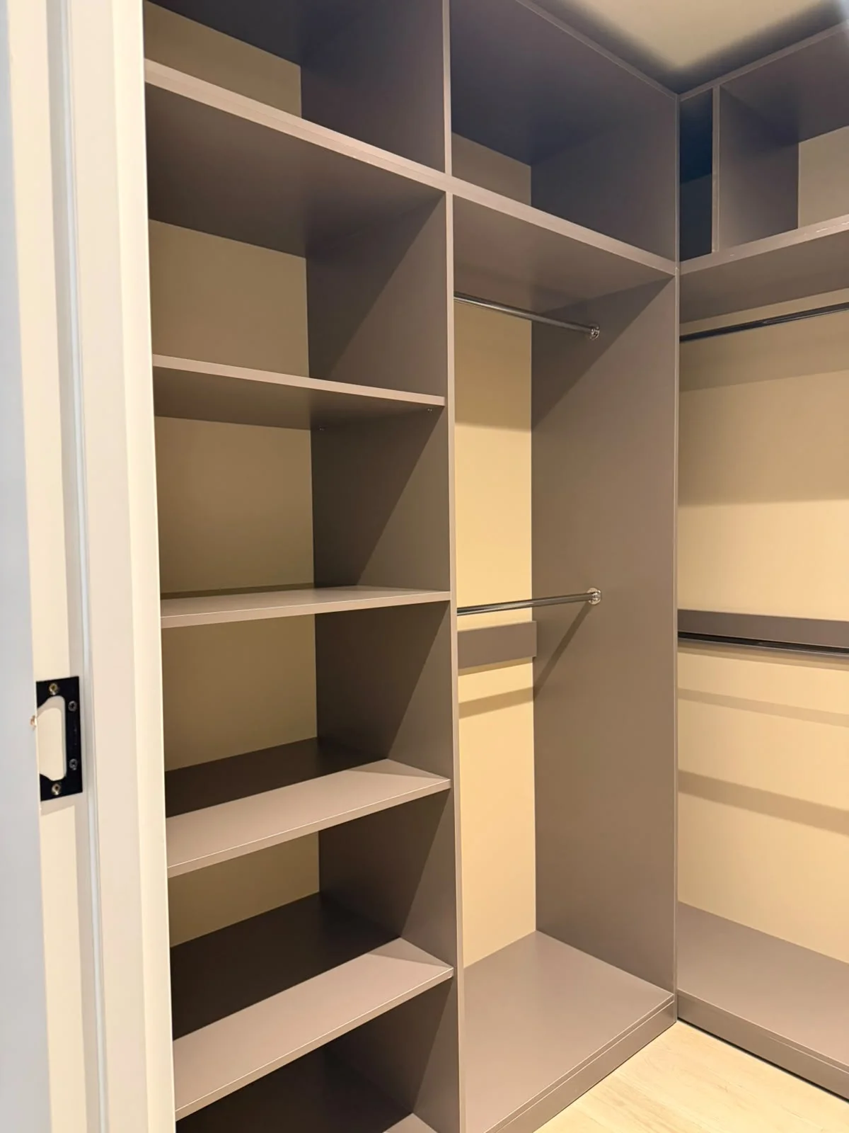 Kirayə 2 otaqlı Mənzil 97 m² Xətai r.