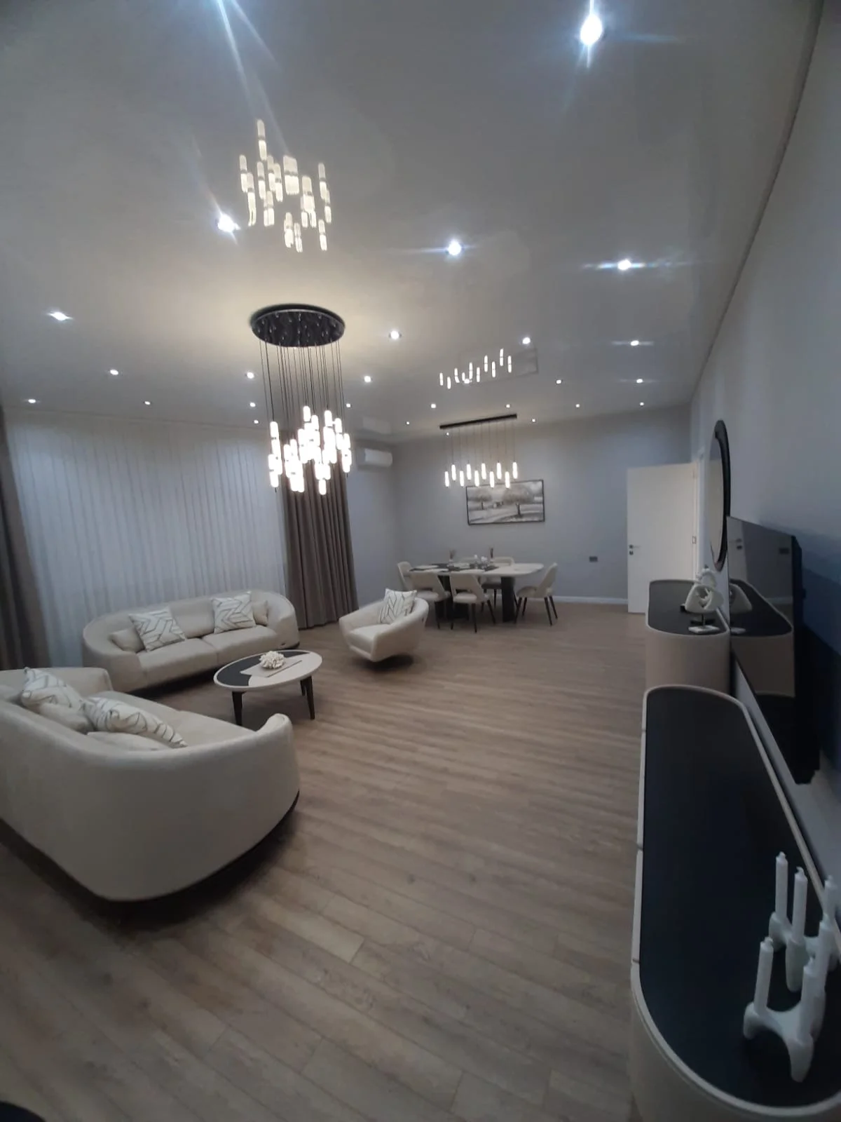 Kirayə 4 otaqlı Mənzil 200 m² Bakı – şəkil 12
