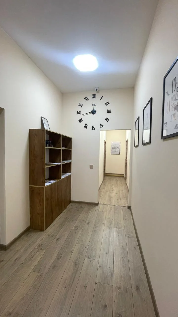 Kirayə 6 otaqlı Ofis 130 m² Nəsimi r.