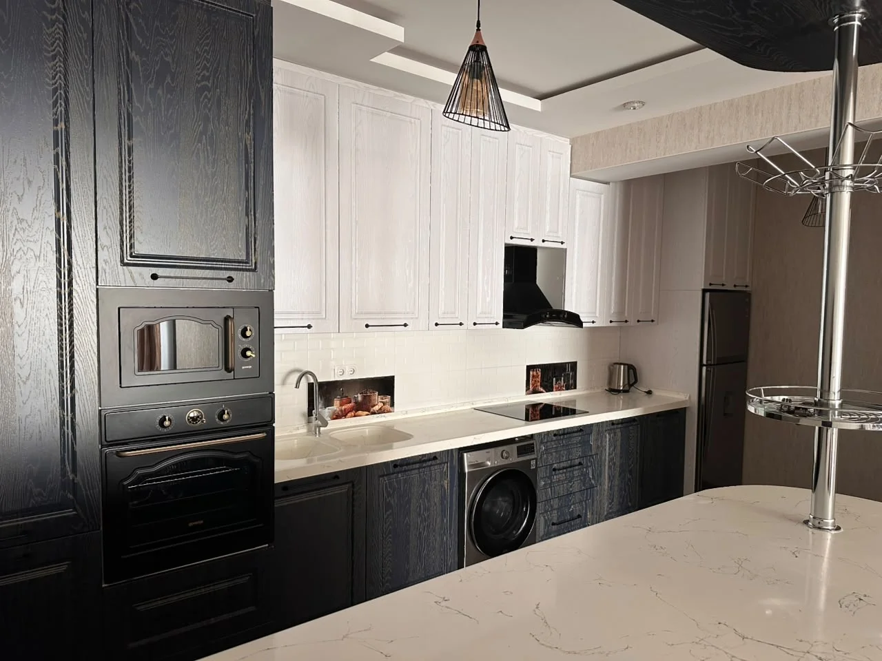Kirayə 3 otaqlı Mənzil 120 m² Xətai r.
