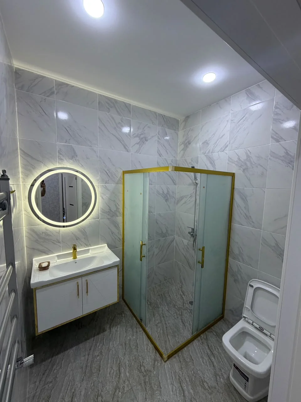 Kirayə 3 otaqlı Mənzil 75 m² Nərimanov r.