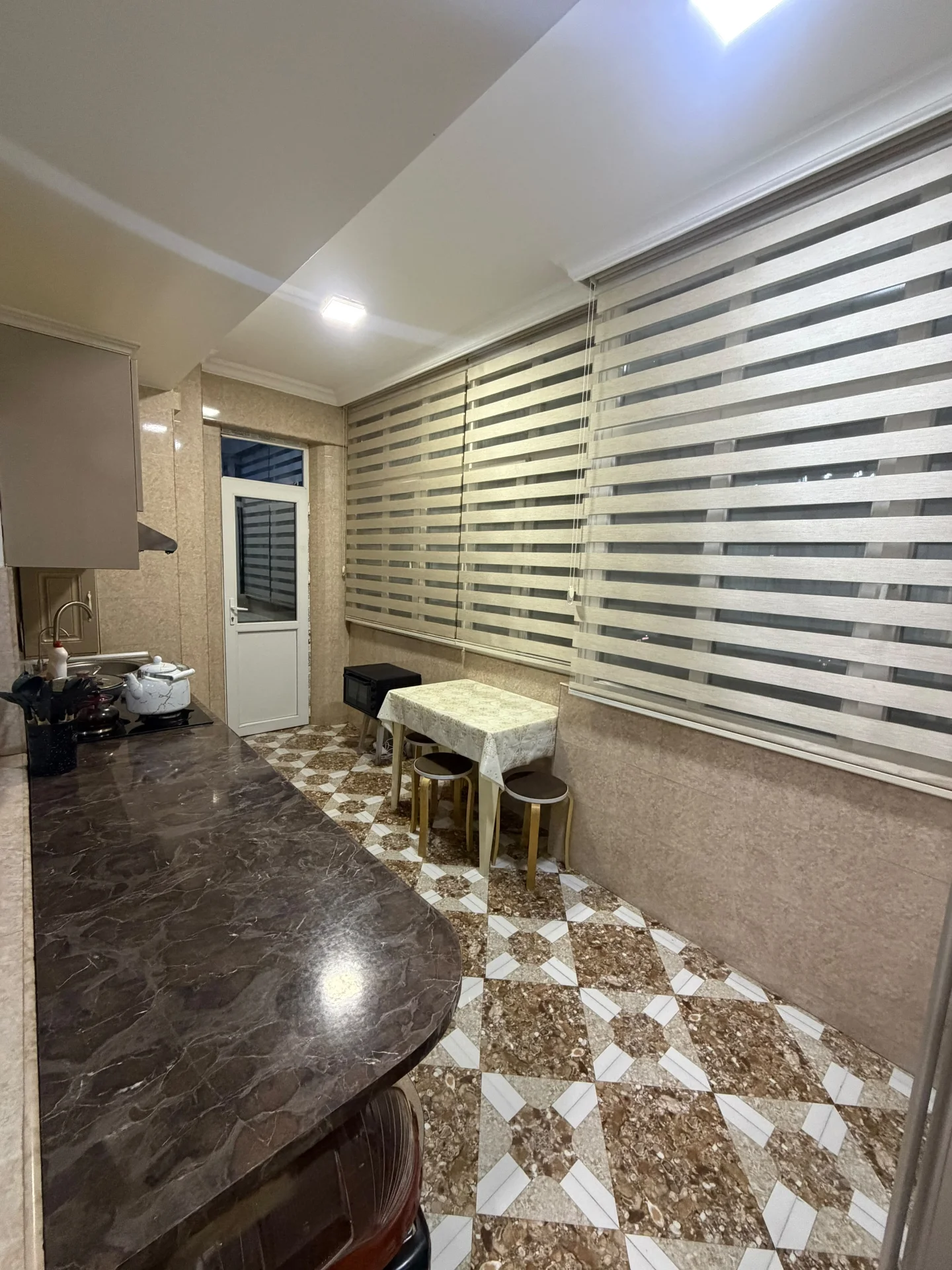 Satılır 3 otaqlı Mənzil 70 m² Yasamal r. Yeni Yasamal q. İnşaatçılar m. – şəkil 16
