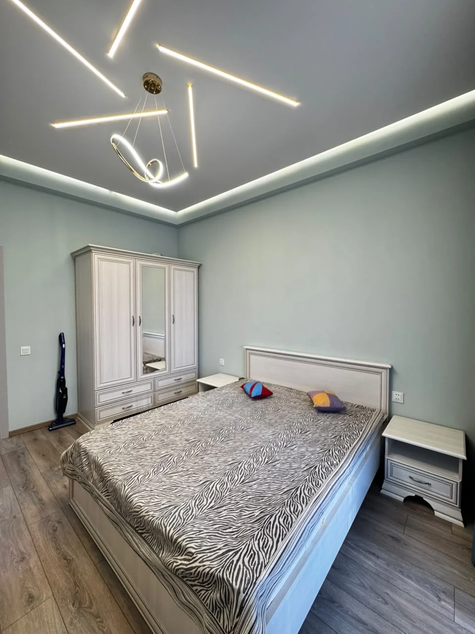 Kirayə 2 otaqlı Mənzil 65 m² Xətai r. Ağ şəhər q. – şəkil 9