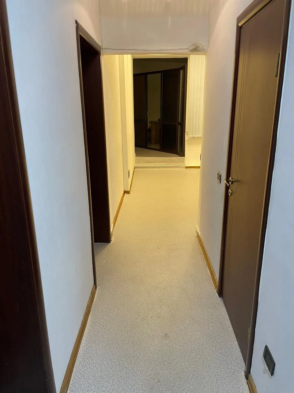 Kirayə 8 otaqlı Ofis 330 m² Nəsimi r. – şəkil 5