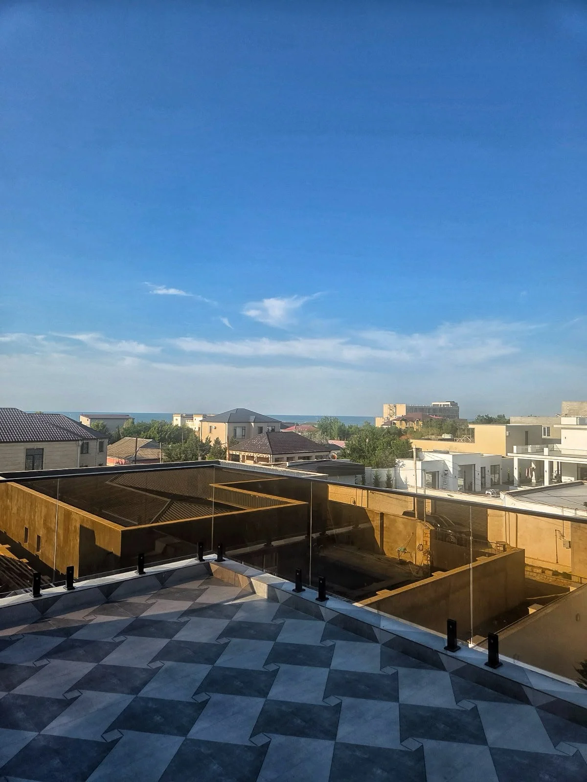 Satılır 6 otaqlı Həyət evi / Bağ evi 350 m² Abşeron r.