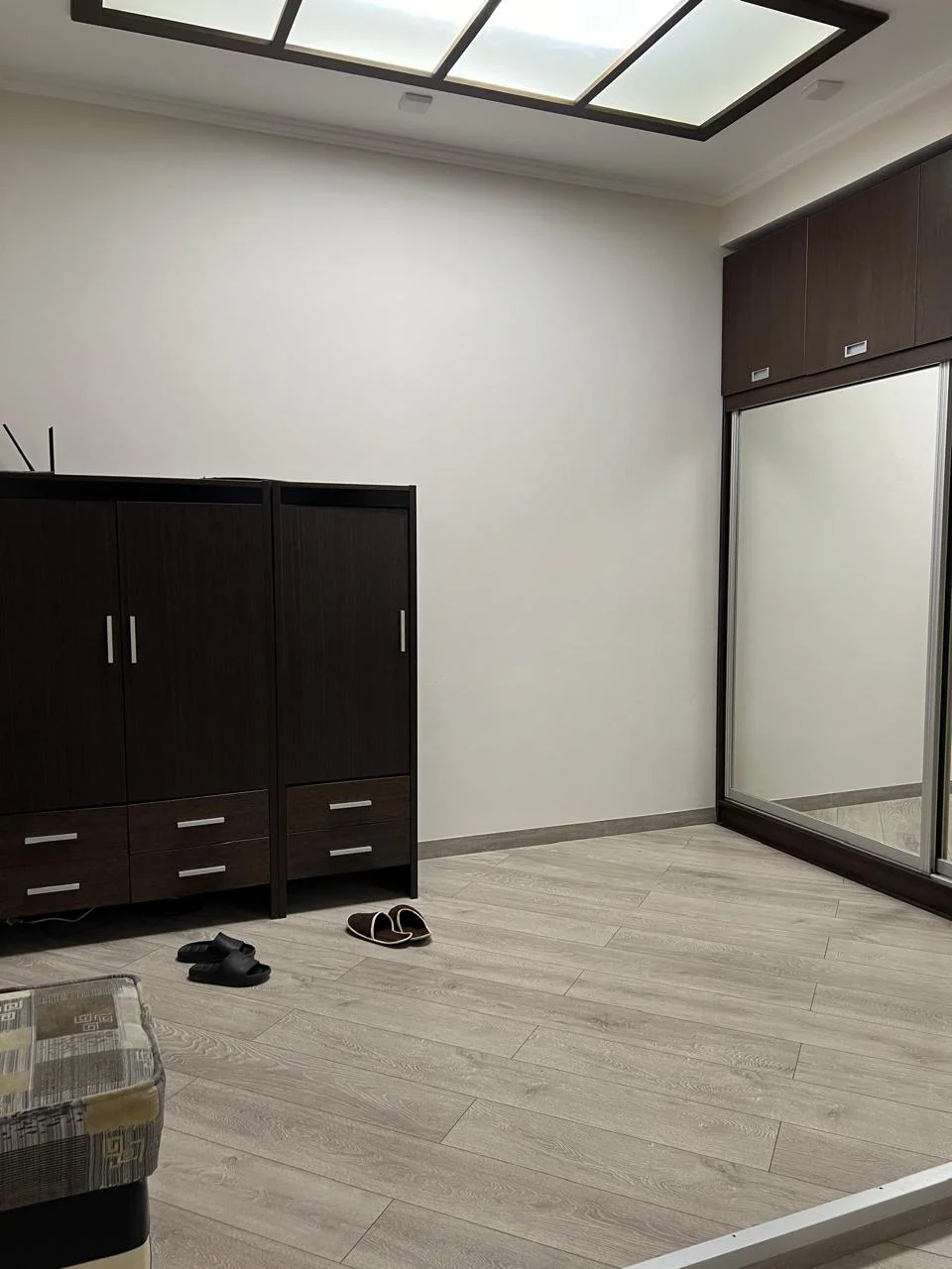 Kirayə 4 otaqlı Mənzil 135 m² Nərimanov r.