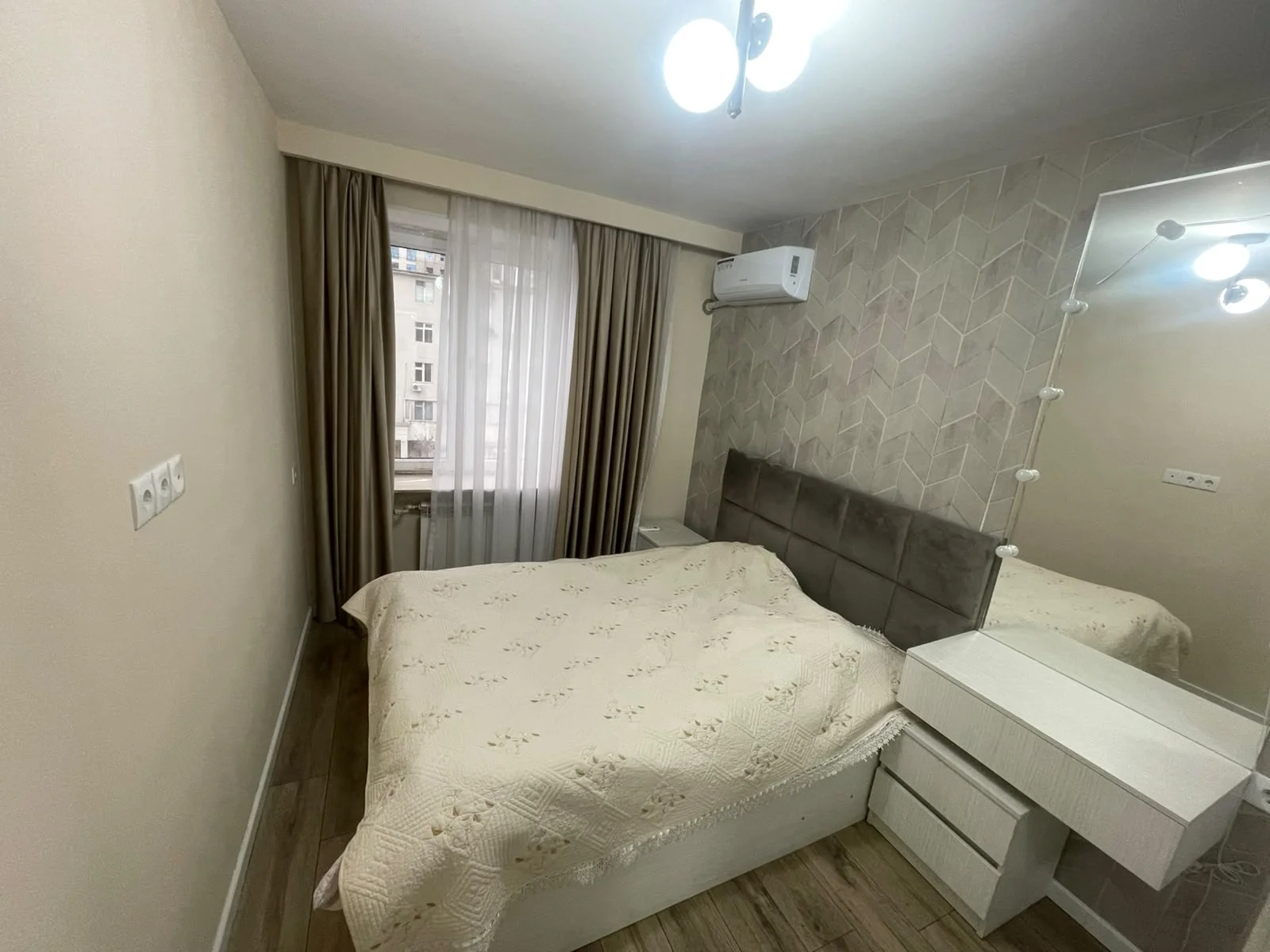 Kirayə 2 otaqlı Mənzil 60 m² Nəsimi r. – şəkil 3