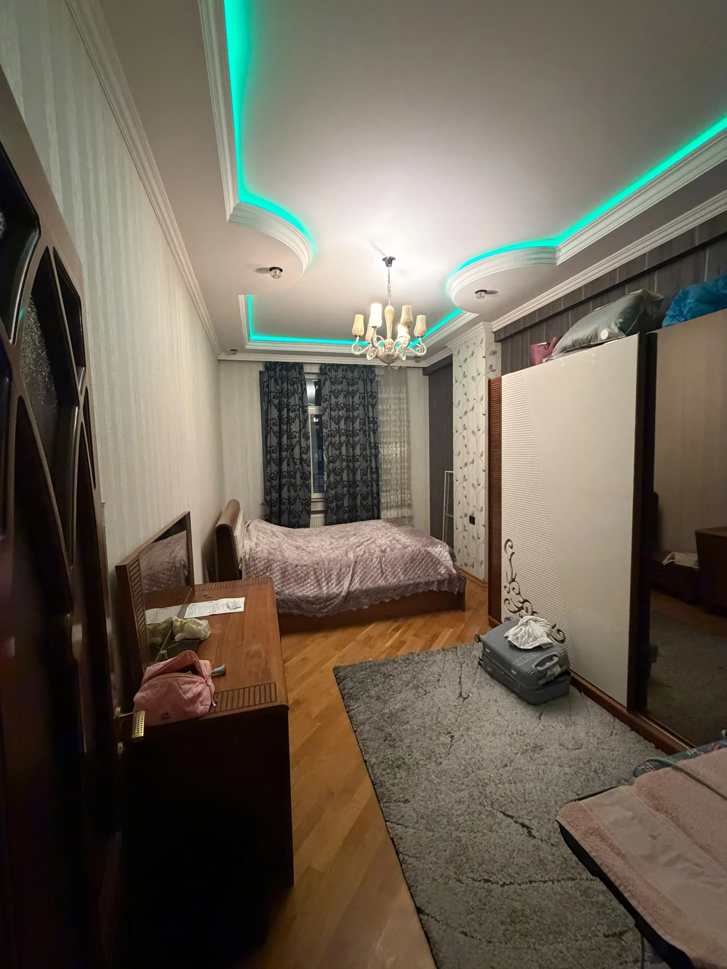 Kirayə 3 otaqlı Mənzil 100 m² Binəqədi r.