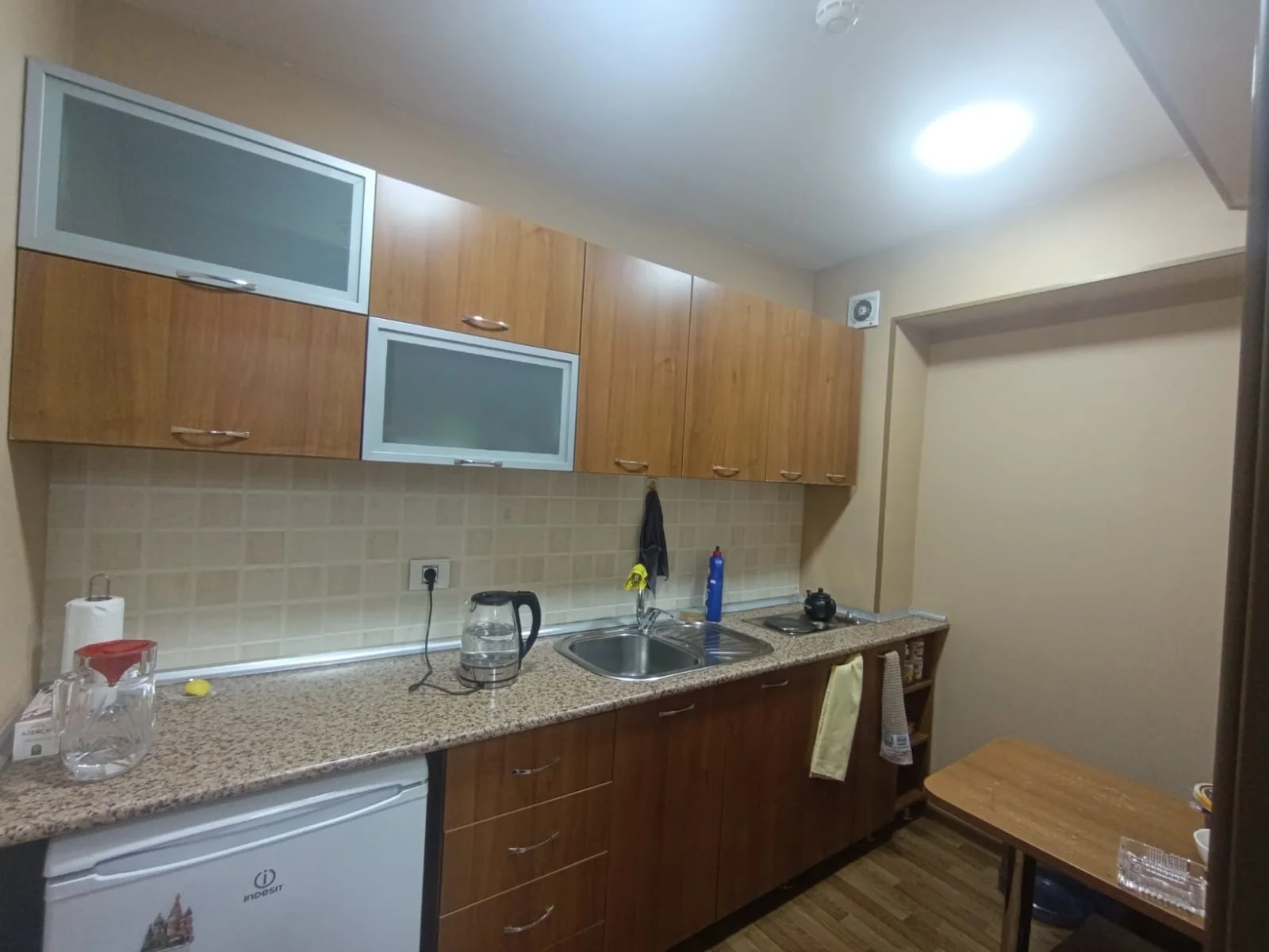 Kirayə 4 otaqlı Ofis 101 m² Yasamal r.