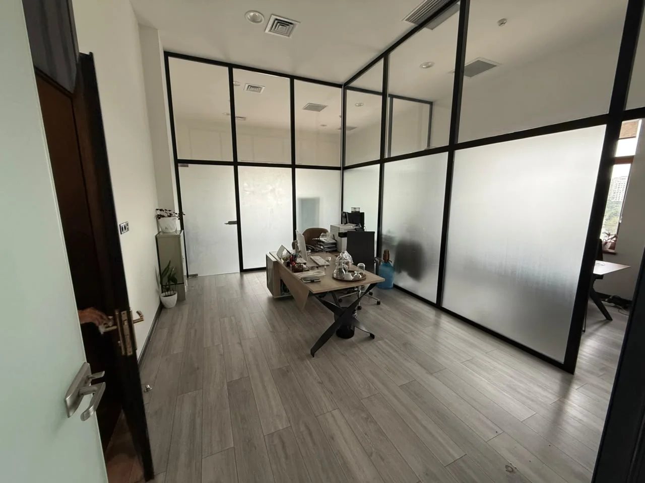 Kirayə 4 otaqlı Ofis 90 m² Nərimanov r. Gənclik m. – şəkil 3