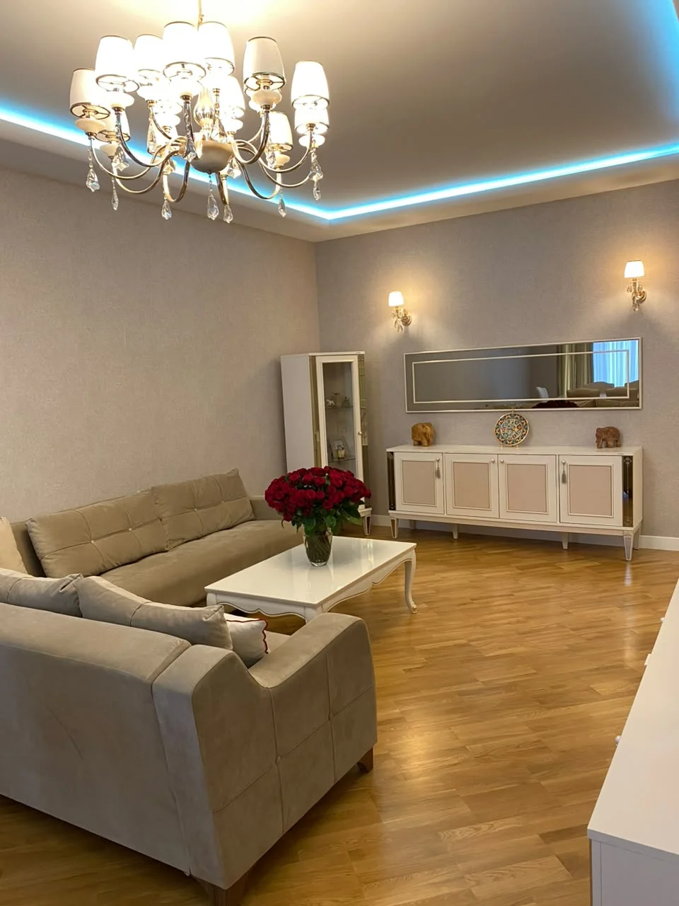 Kirayə 2 otaqlı Mənzil 103 m² Nəsimi r. 8 Noyabr m. – şəkil 2