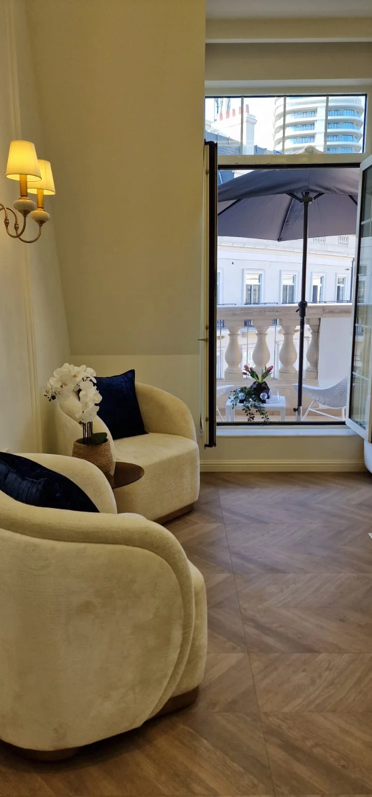 Kirayə 3 otaqlı Mənzil 105 m² Xətai r. Ağ şəhər q. – şəkil 4