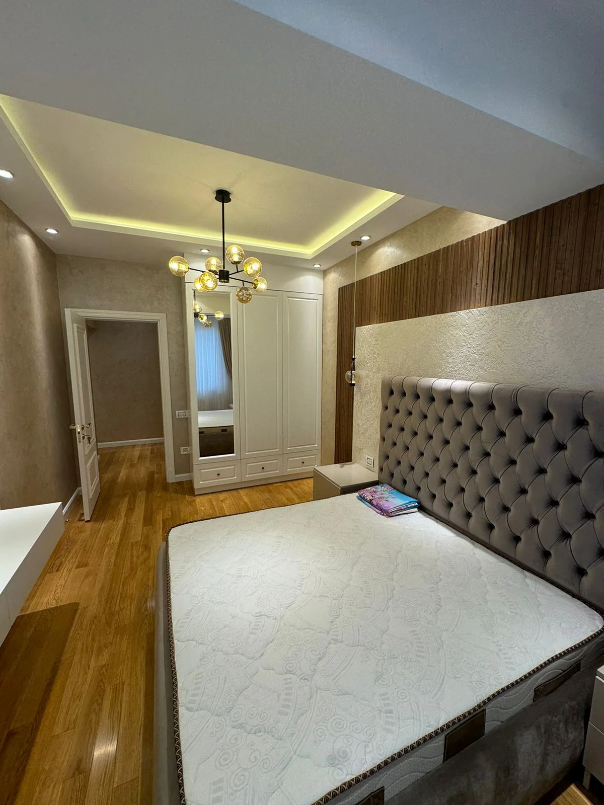 Kirayə 3 otaqlı Mənzil 110 m² Nərimanov r.