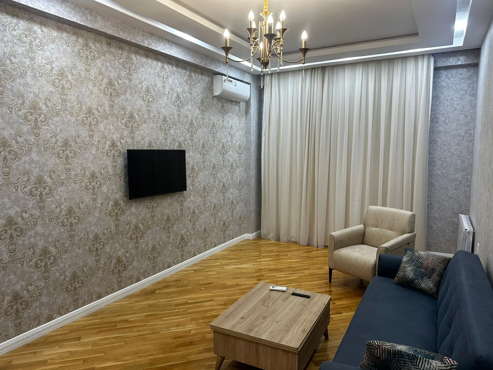 Kirayə 2 otaqlı Mənzil 65 m² Xətai r.