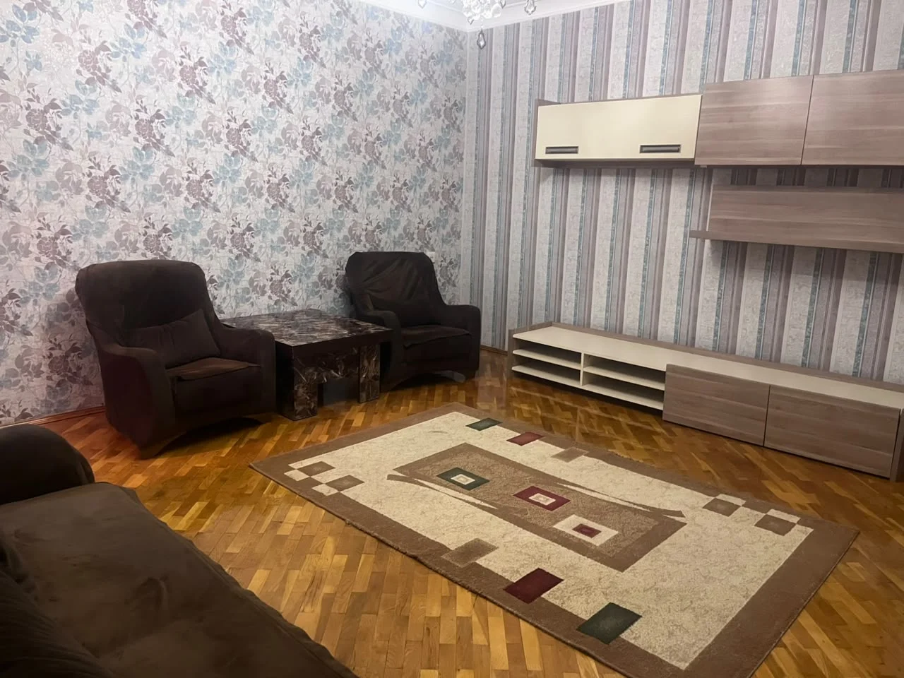 Kirayə 3 otaqlı Mənzil 80 m² Xətai r. Əhmədli m. – şəkil 1