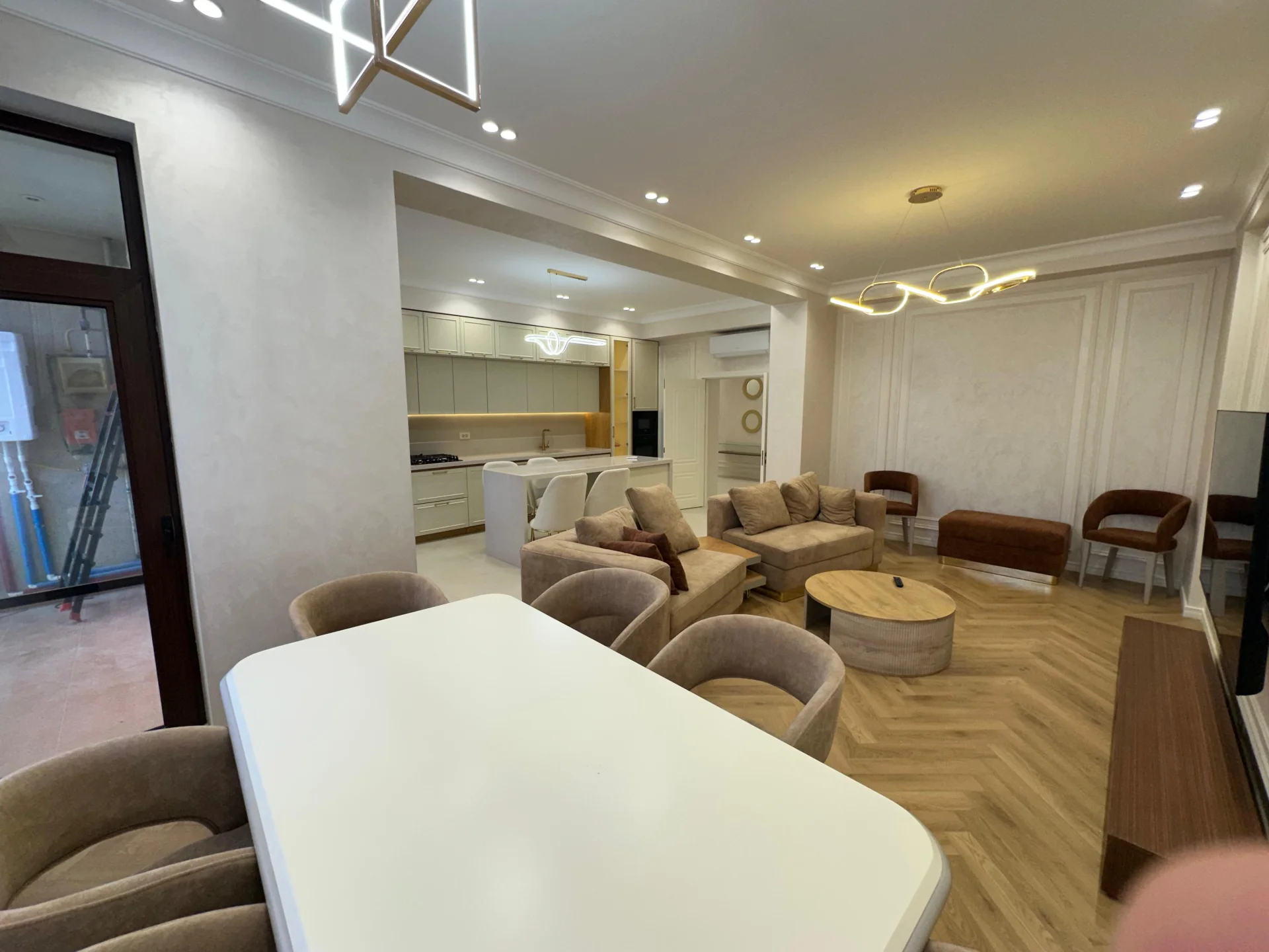 Kirayə 4 otaqlı Mənzil 180 m² Yasamal r. Nizami m. – şəkil 3