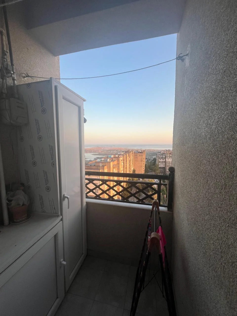 Satılır 2 otaqlı Mənzil 38 m² Suraxanı r. Yeni Günəşli q. Xalqlar Dostluğu m. – şəkil 4