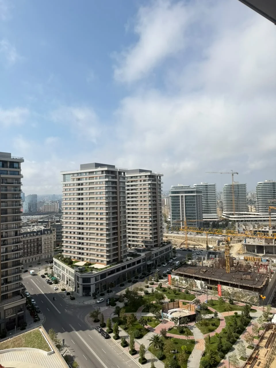 Kirayə 3 otaqlı Mənzil 150 m² Xətai r.