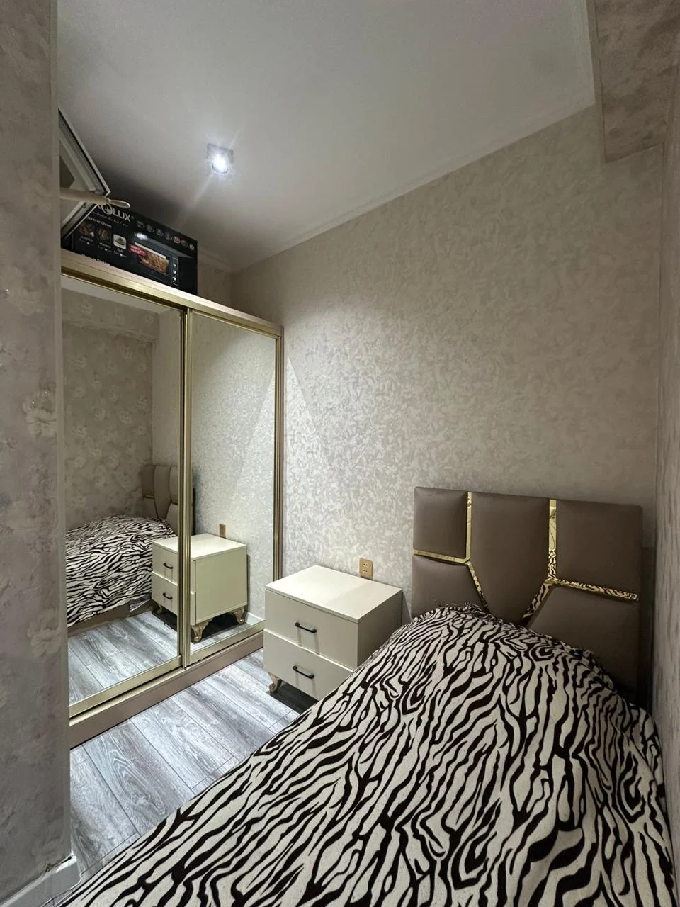 Kirayə 3 otaqlı Mənzil 75 m² Yasamal r. Yeni Yasamal q. İnşaatçılar m. – şəkil 13