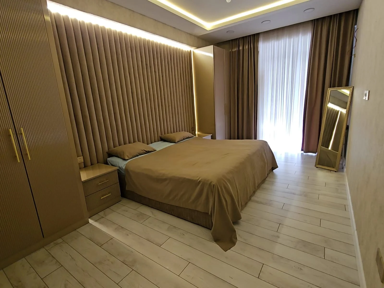 Kirayə 3 otaqlı Mənzil 150 m² Nərimanov r.