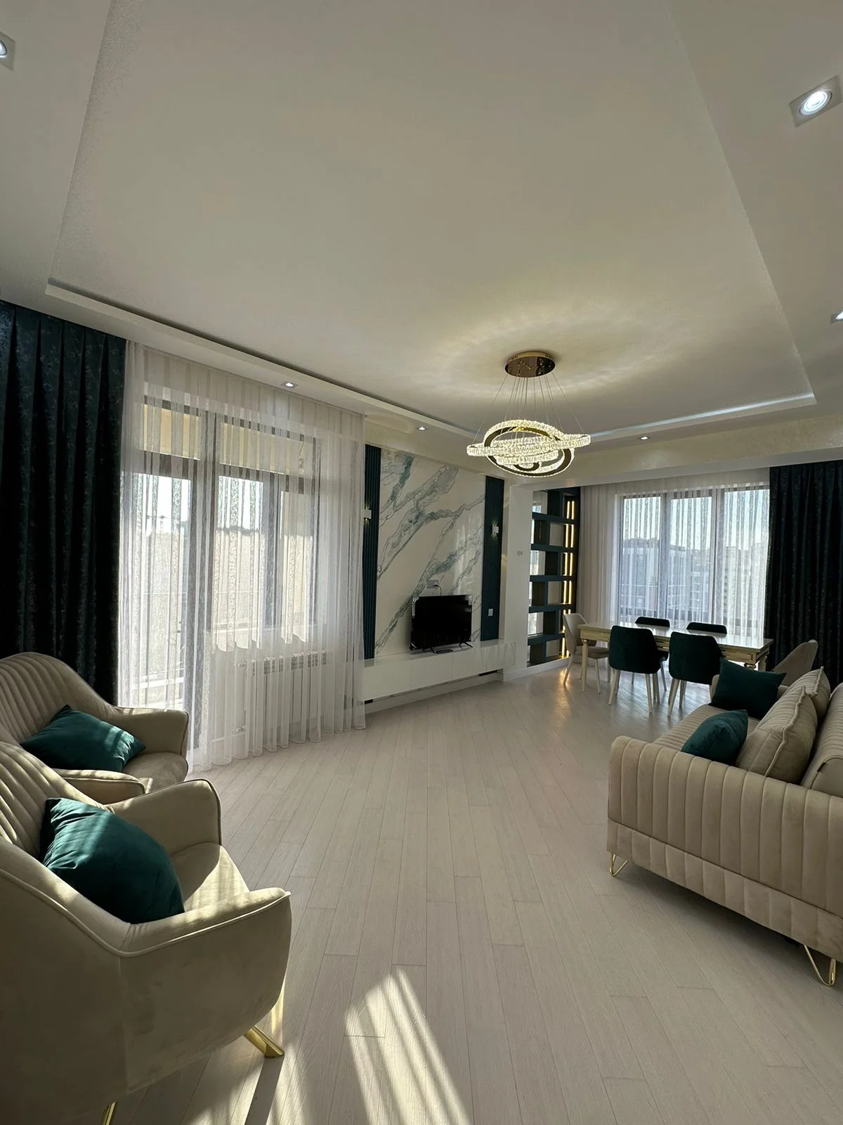 Kirayə 3 otaqlı Mənzil 130 m² Nərimanov r. – şəkil 3