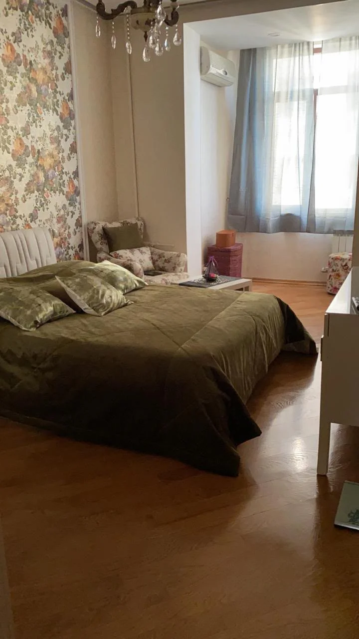 Kirayə 3 otaqlı Mənzil 140 m² Yasamal r. – şəkil 5