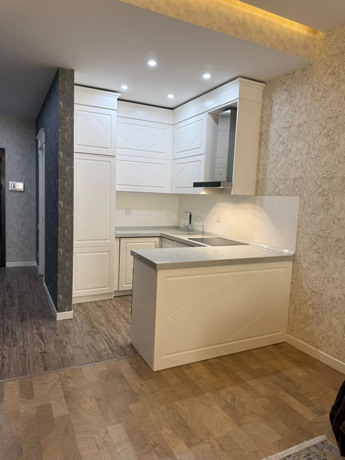 Kirayə 2 otaqlı Mənzil 74 m² Nərimanov r.