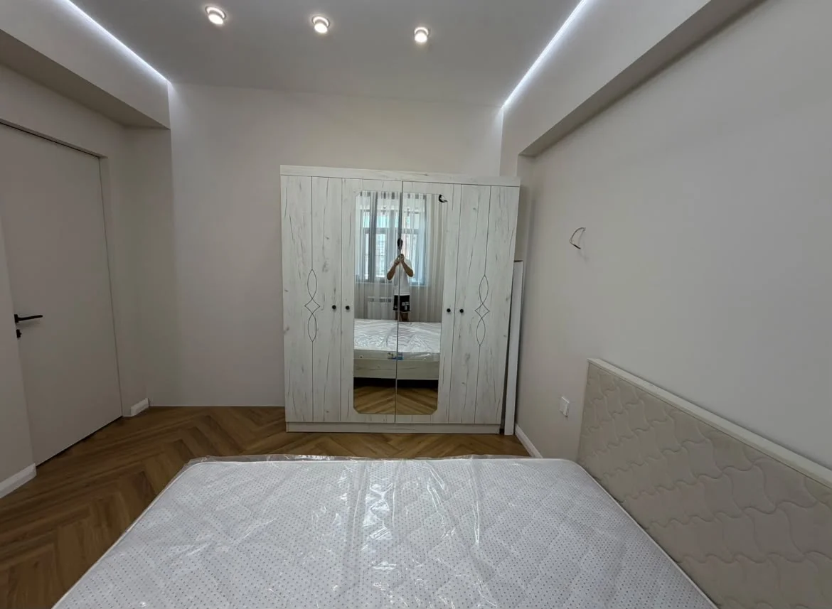 Kirayə 2 otaqlı Mənzil 75 m² Nərimanov r. Gənclik m. – şəkil 8