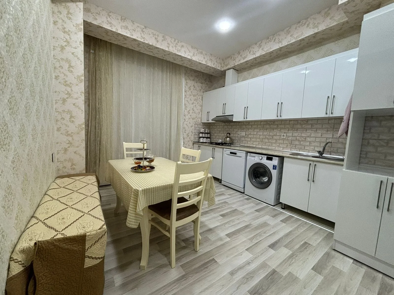 Satılır 3 otaqlı Mənzil 107 m² Nərimanov r. Gənclik m. – şəkil 4