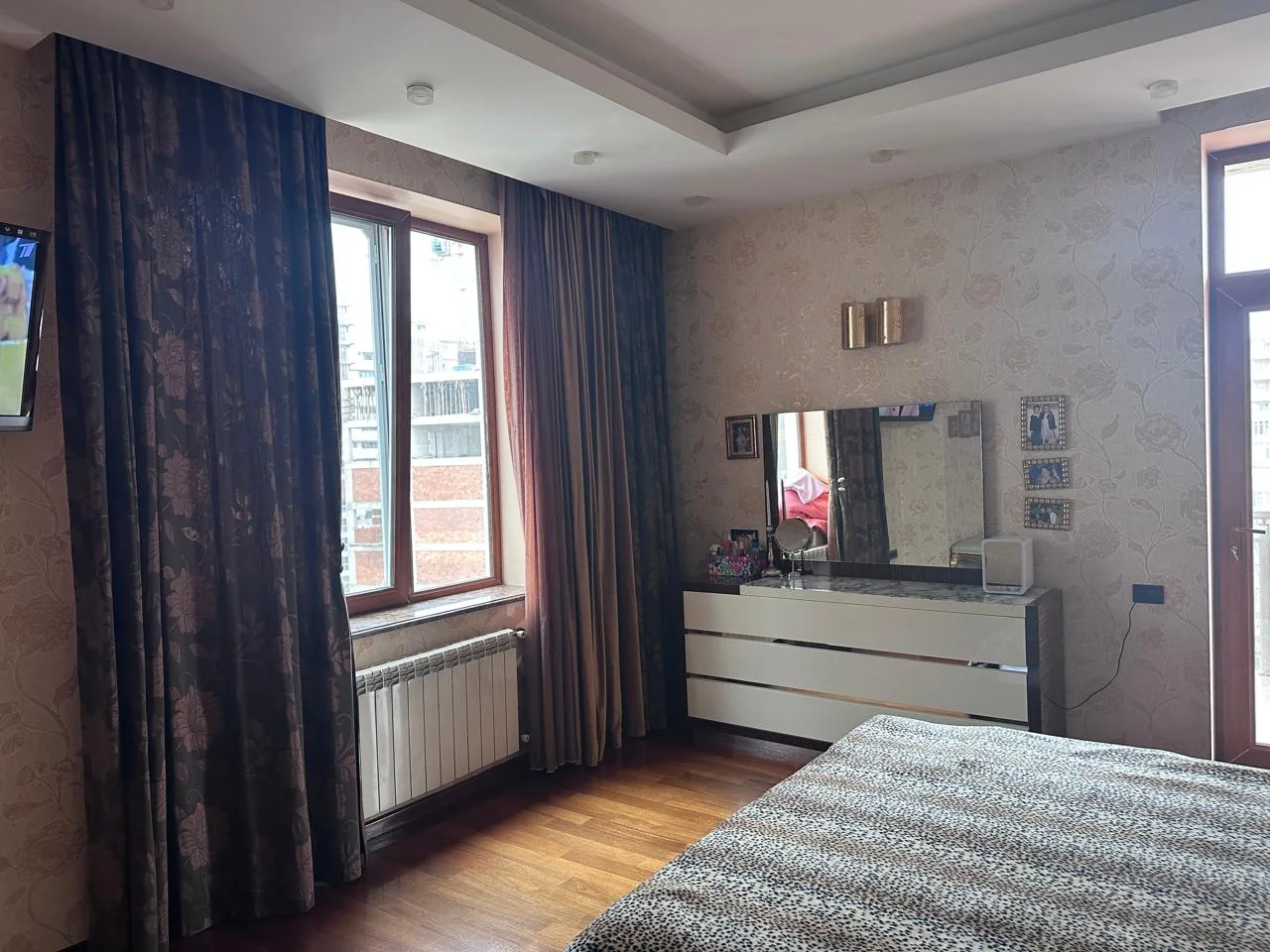 Kiralık 8 odalı Daire 400 m² Nəsimi ilçesi 28 May metro – şəkil 2