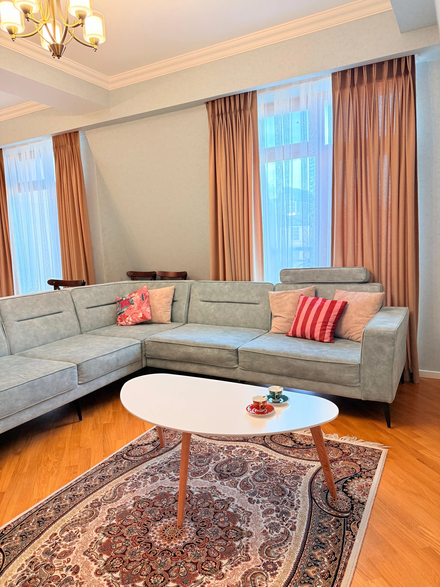 Kirayə 5 otaqlı Mənzil 220 m² Xətai r. Ağ şəhər q. – şəkil 3