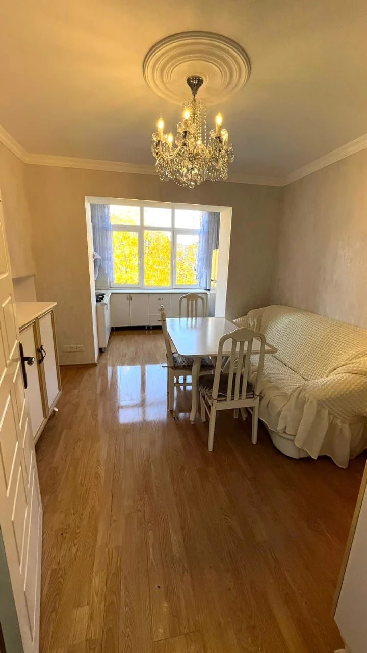 Kirayə 2 otaqlı Mənzil 52 m² Səbail r.