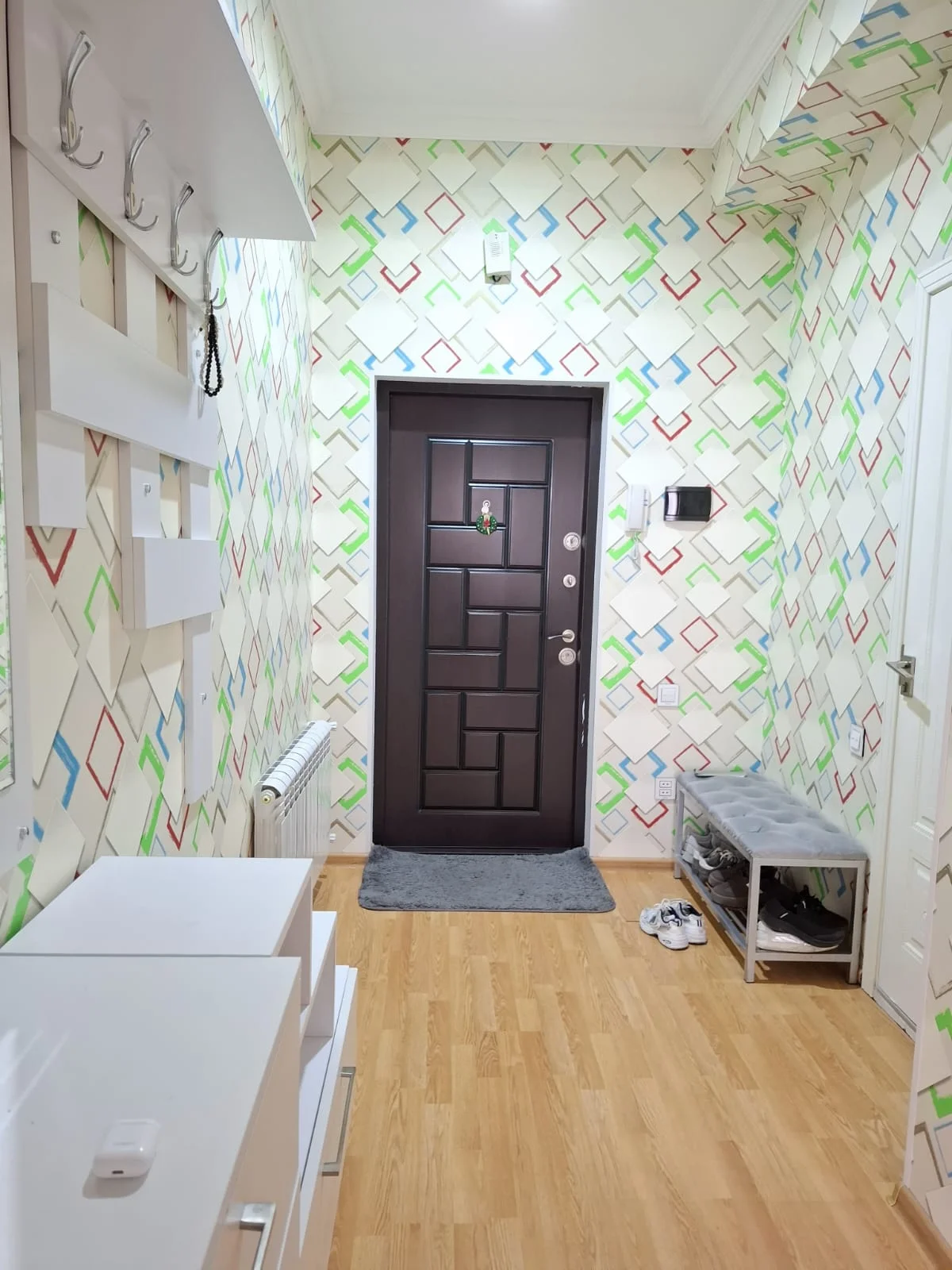 Kirayə 2 otaqlı Mənzil 70 m² Nizami r.