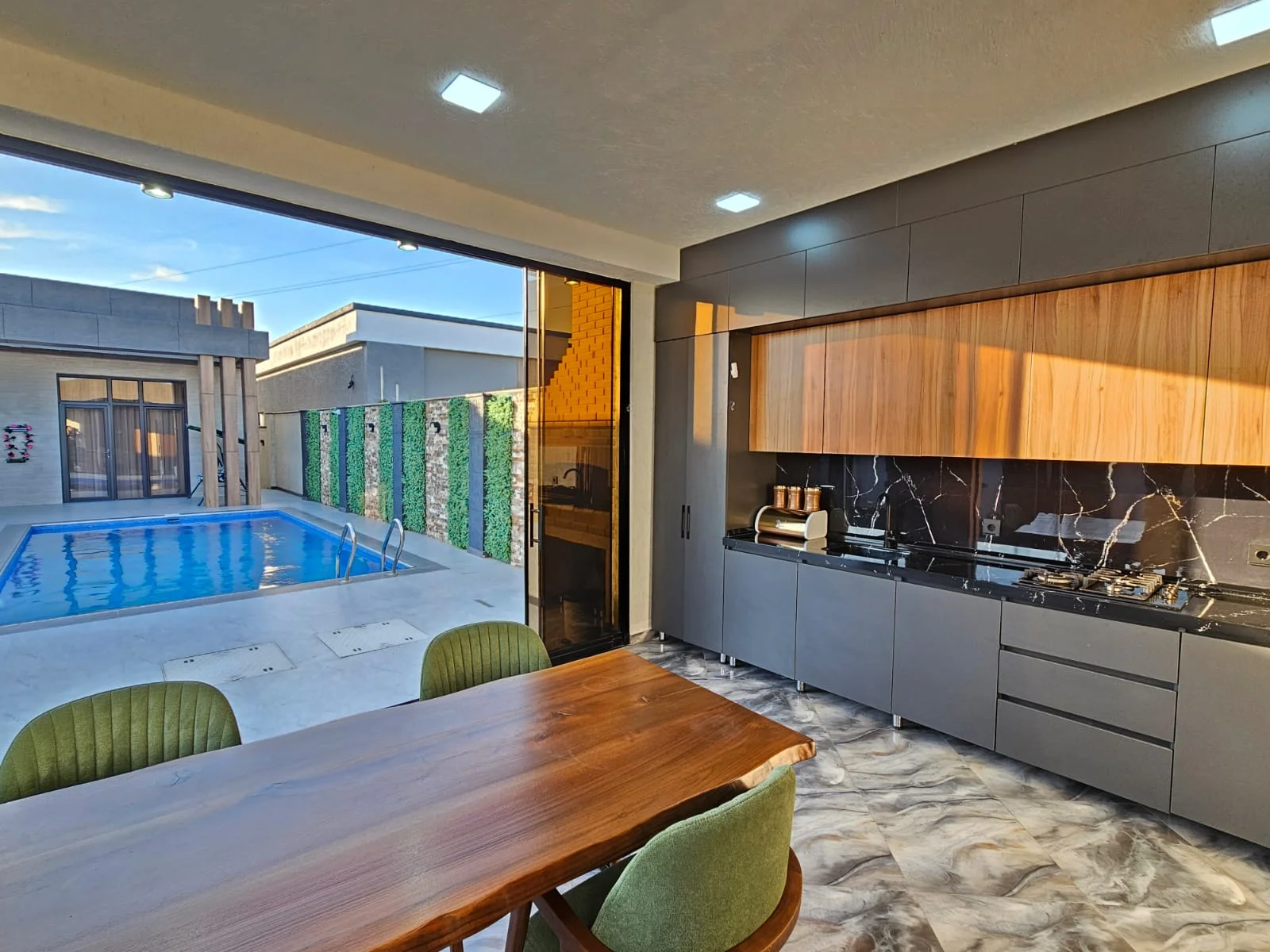 Satılır 4 otaqlı Həyət evi / Bağ evi 185 m² Xəzər r. Koroğlu m. – şəkil 17