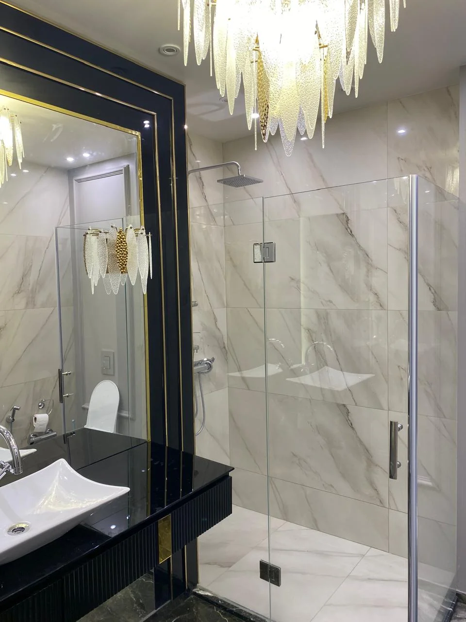 Kirayə 3 otaqlı Mənzil 170 m² Nəsimi r.