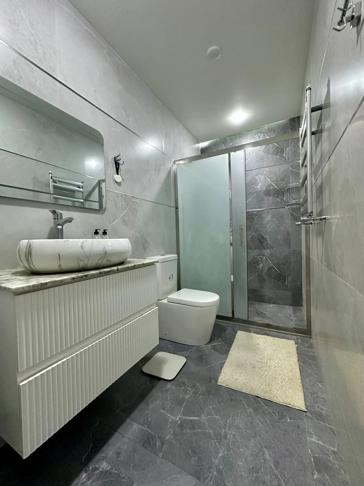 Kirayə 2 otaqlı Mənzil 90 m² Yasamal r. Nizami m. – şəkil 6