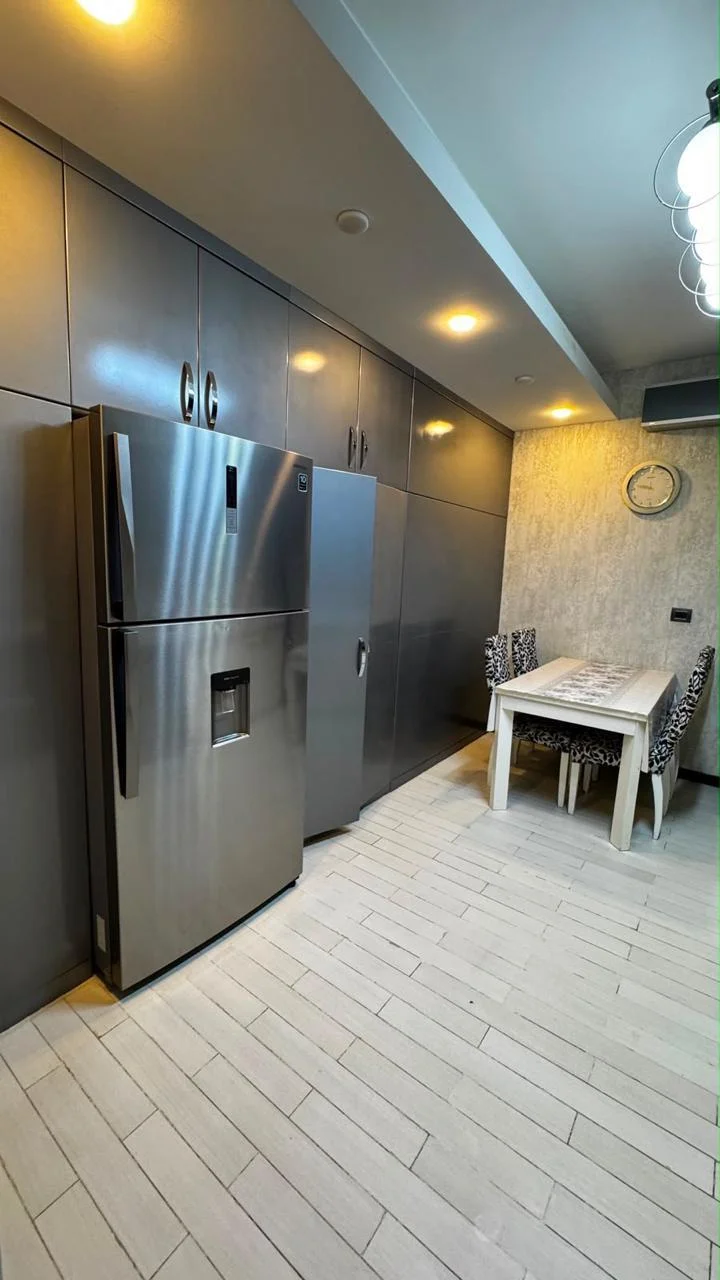 Kirayə 4 otaqlı Mənzil 180 m² Xətai r. – şəkil 9