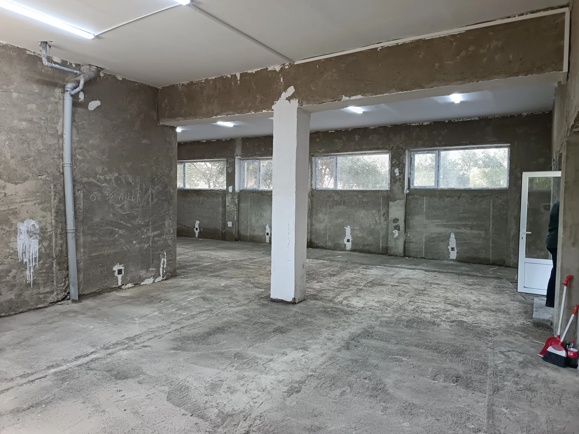 Satılır Obyekt 150 m² Nizami r.